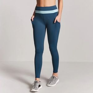 Fovever 21 Active Holograph Leggings